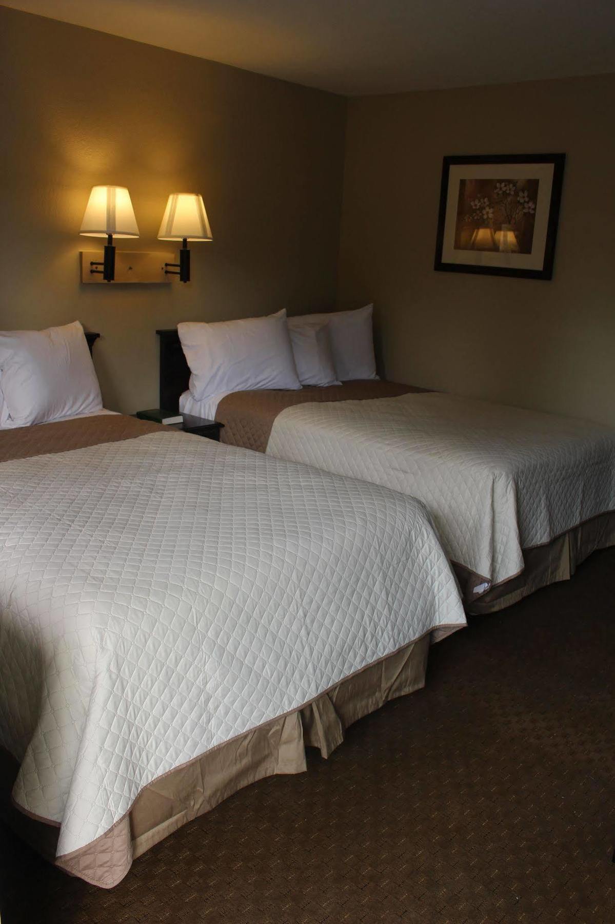 Capital O Hotel Richmond Hill/Savannah Area I-95 エクステリア 写真